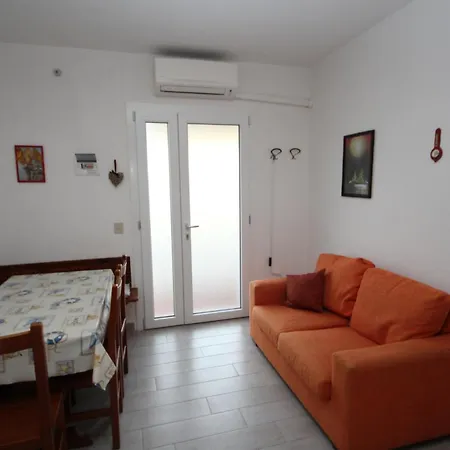 Holiday home Debby 02