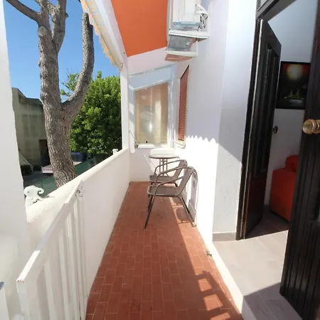 Holiday home Debby 02 *